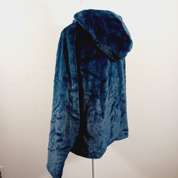 Gili, Deep Teal Faux Fur Hooded Jacket, Size Large, Zip Front, Cozy, Soft & Warm - Picture 7 of 16